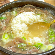 국내산 100% 머릿고기!! 반값 소머리국밥