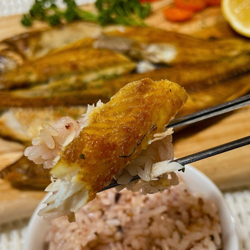 E) 반건조 임연수 중 5미 (450g 내외)